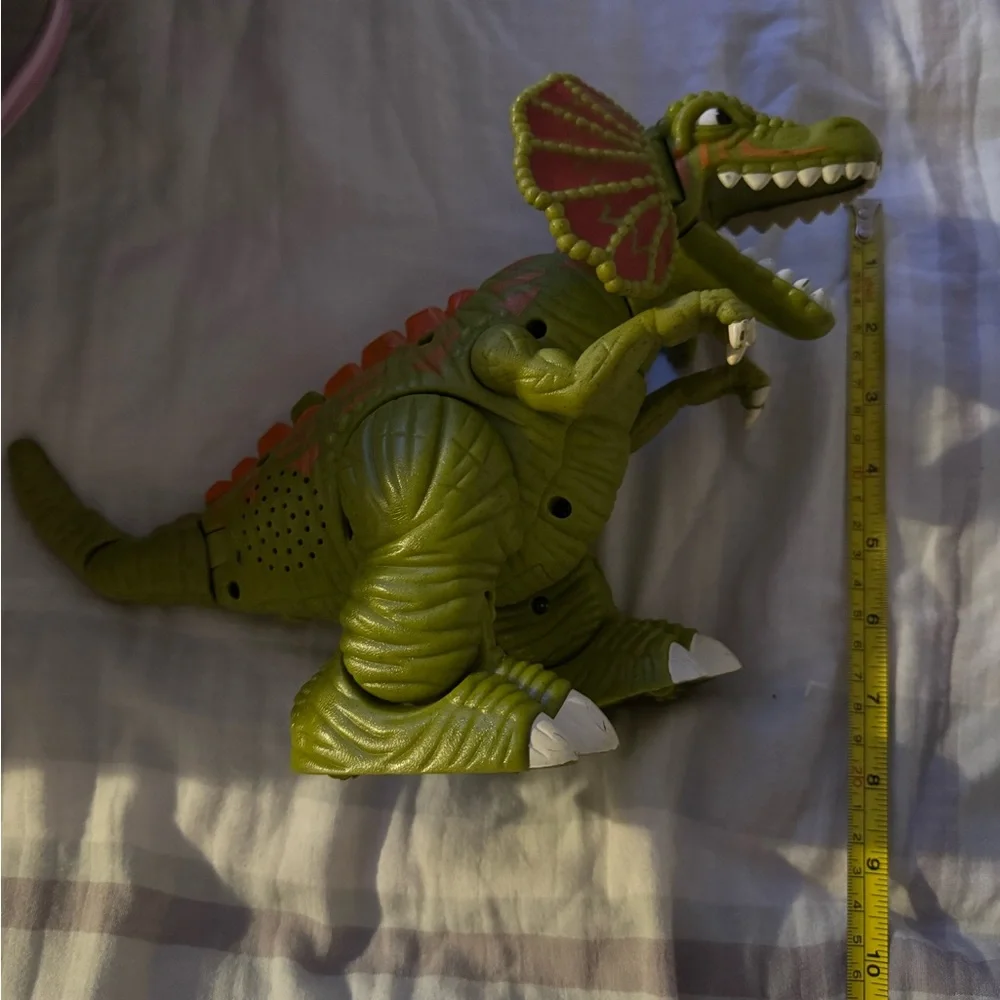Mattel vibrant reptile